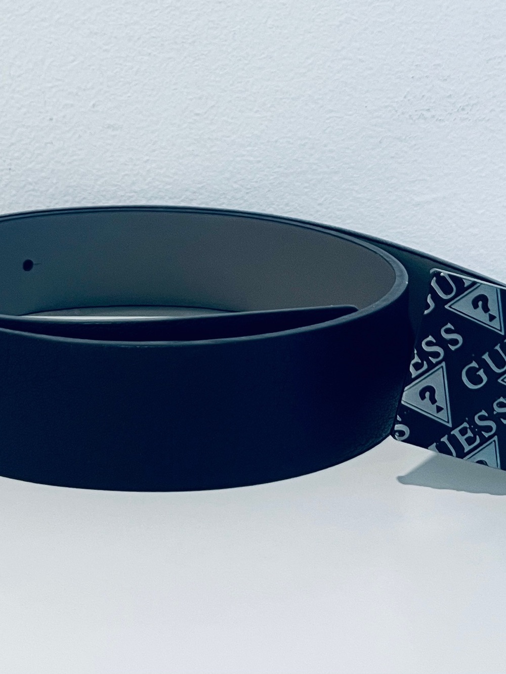 GUESS Adjustable Black Belt - Mens 30-32